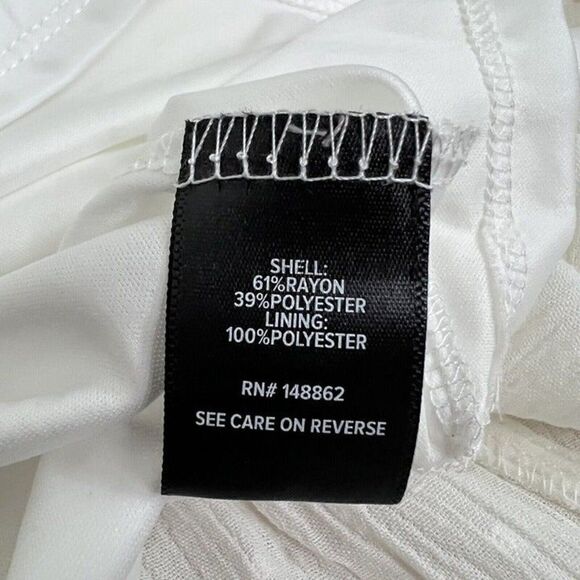 Torrid Womens 3X White Swiss Dot Washable Gauze Tiered Pin Tuck Tank Top NWT - Picture 11 of 12